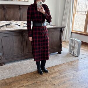 Elegant Black and Red Plaid Long Sleeve Dress